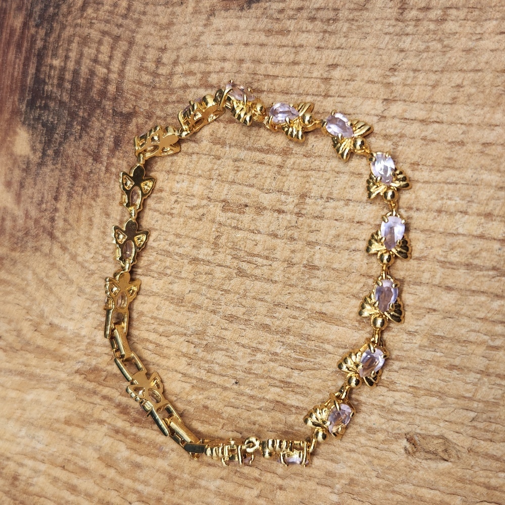 Vintage AVON Gold Tone‎ Linked Bracelet Purple Gem